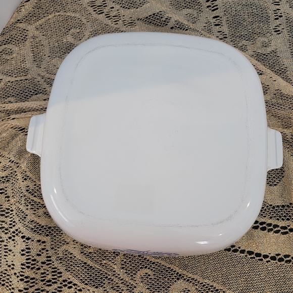 Rare 1960's Corning Ware Blue Cornflower Casserole Skillet & White Lid - Picture 3 of 5